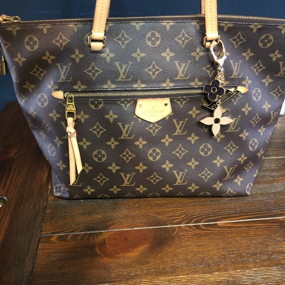 ✨SOLD✨ Authentic Lena Louis Vuitton MM - Picture 2 of 6